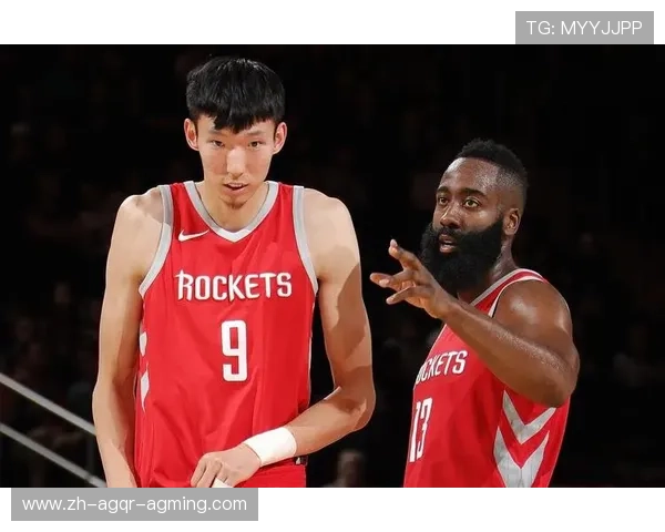 火箭队球员周琦的赛场表现视频合集